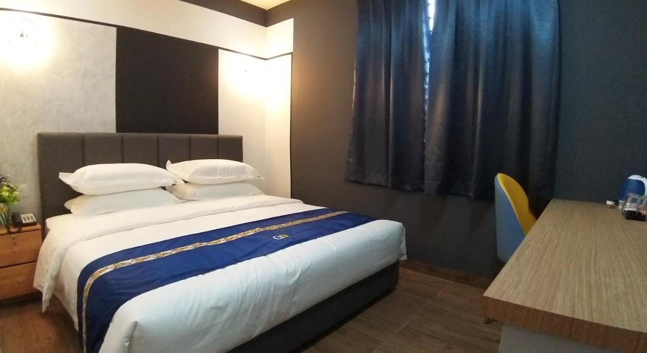 Good 9 Hotel - Cahaya Kota Puteri Пасир-Гуданг Экстерьер фото