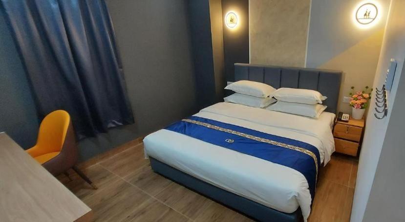 Good 9 Hotel - Cahaya Kota Puteri Пасир-Гуданг Экстерьер фото