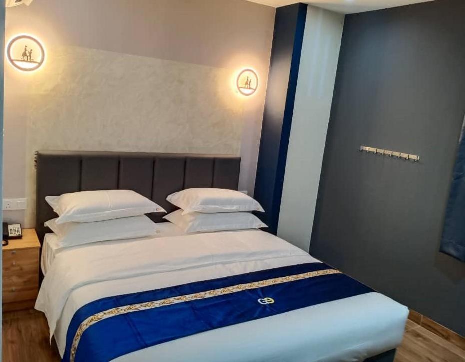 Good 9 Hotel - Cahaya Kota Puteri Пасир-Гуданг Экстерьер фото