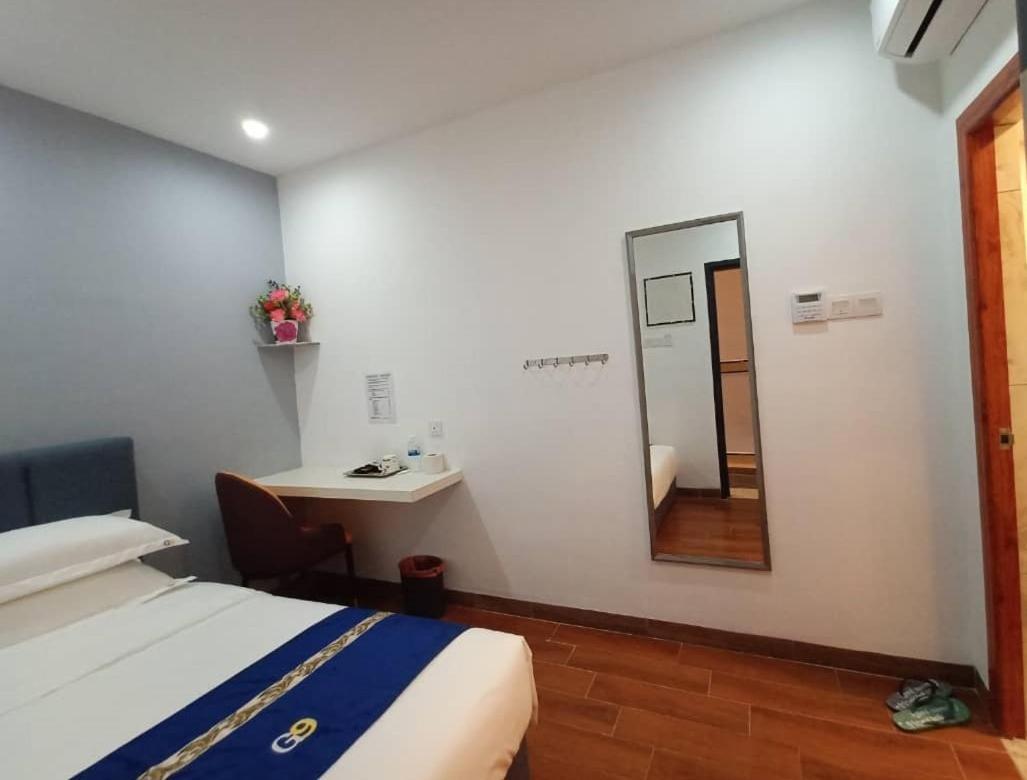 Good 9 Hotel - Cahaya Kota Puteri Пасир-Гуданг Экстерьер фото