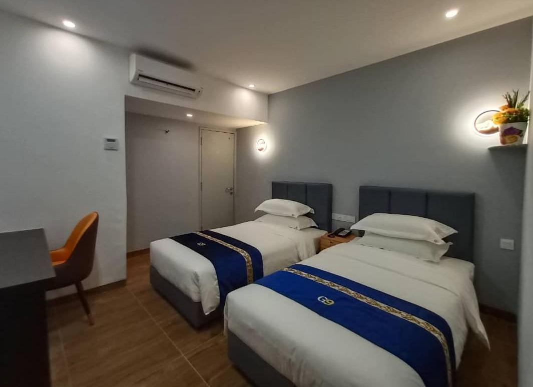 Good 9 Hotel - Cahaya Kota Puteri Пасир-Гуданг Экстерьер фото
