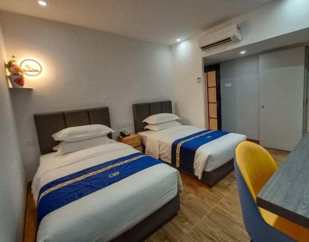 Good 9 Hotel - Cahaya Kota Puteri Пасир-Гуданг Экстерьер фото